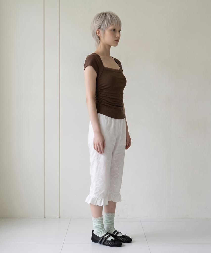 DILETTANTISME Cotton Frill Capri Pants (Iv)