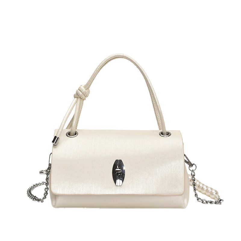 New Fashion Handbag Women's Commuter Pearl Chain Messenger Bag