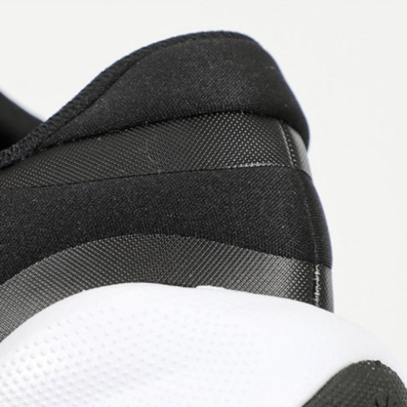 Nike Laufschuh Revolution 7 Gs