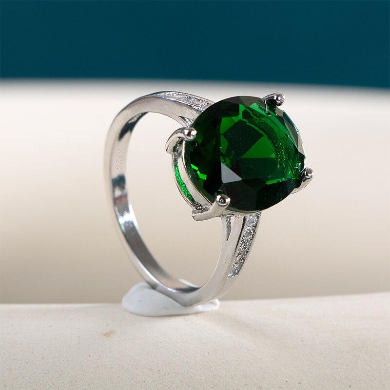 POMOiii Luxury Emerald Ring 925 Silver Plated Rings For Women Vintage Anniversary Party Ring Graceful Lady's Jewelry Romantic