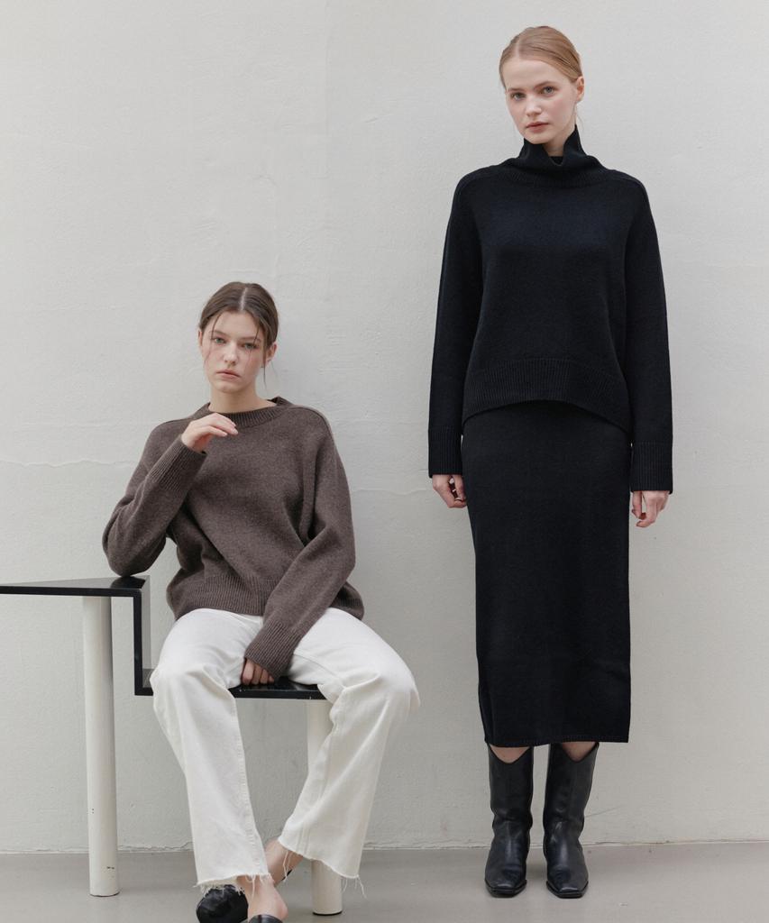 Jeunesse Quoi Loose Fit Crew Neck Cashmere Knit_ Mocha