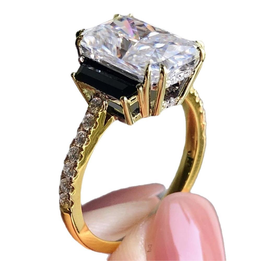Luxury New Fashionable Gold Inlaid Zircon Ring Creative Square Diamond Women's Jewelry Simple Engagement