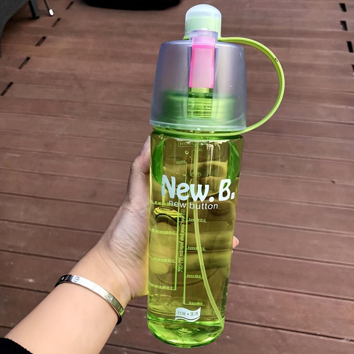 

20,3 унции спортивная бутылка для воды портативная герметичная распылительная кружка для воды прочный пластиковый кувшин без BPA для питья на открытом воздухе путешествия спортзал питьевая посуда 600ml