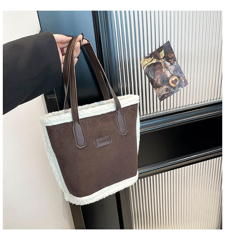 

Замшевая новая большая вместительная сумка-тоут из овечьей шерсти, повседневная текстурная матовая ретро-сумка на плечо/подмышку женская