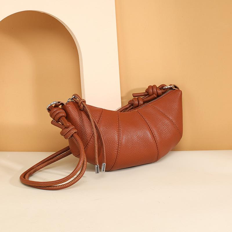 Leather High-End Niche Design Croissant Bag Women'S First Layer Cowhide Fashion Shoulder Messenger Bag