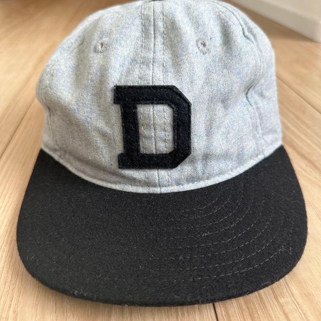 Used Price reduction!! Beautiful item!! Vans DQM Ebbets Field Baseball Cap