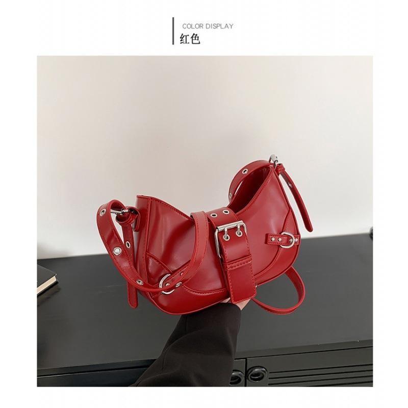 Exquisite and Fashionable Underarm Bag Women's New Solid Color Crescent Bag High Texture Trendy Temperament Messenger Bag