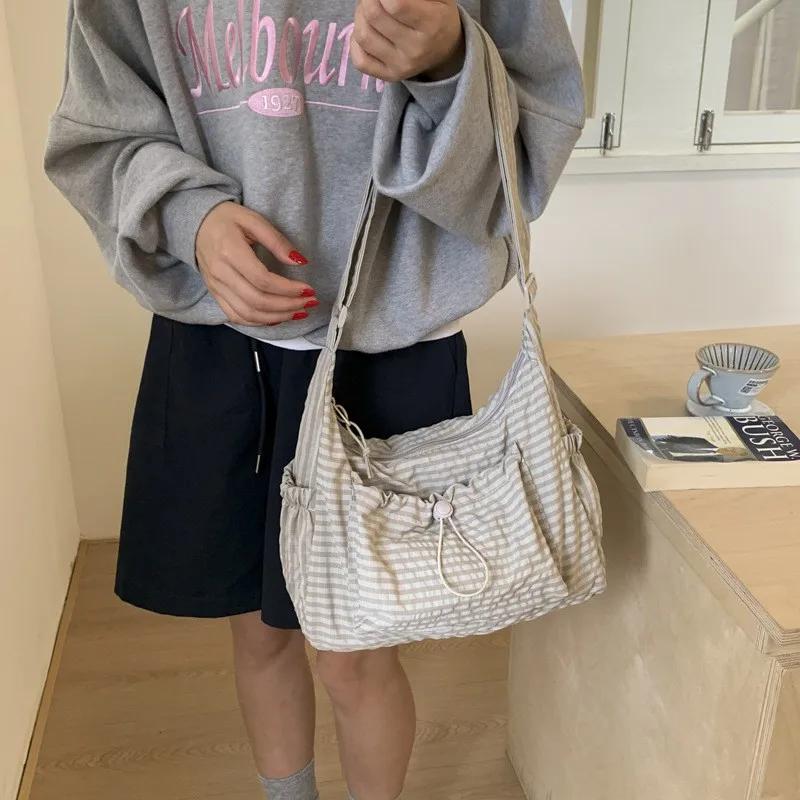 Mřížkovaná Crossbody taška přes rameno, Korejská stahovací nylonová dámská taška přes rameno, Velkokapacitní kostkovaná pruhovaná studentská dojíždějící školní taška
