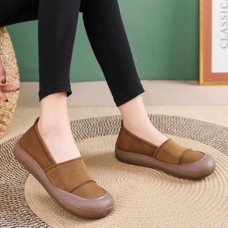 2025 spring new casual retro flat women's single shoes light and comfortable mother shoes lazy one-pedal big head shoes