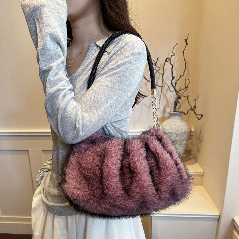 Premium Plush Tote Bag for Women - New Autumn Collection Chain Shoulder Bag Large Capacity Furry Tote