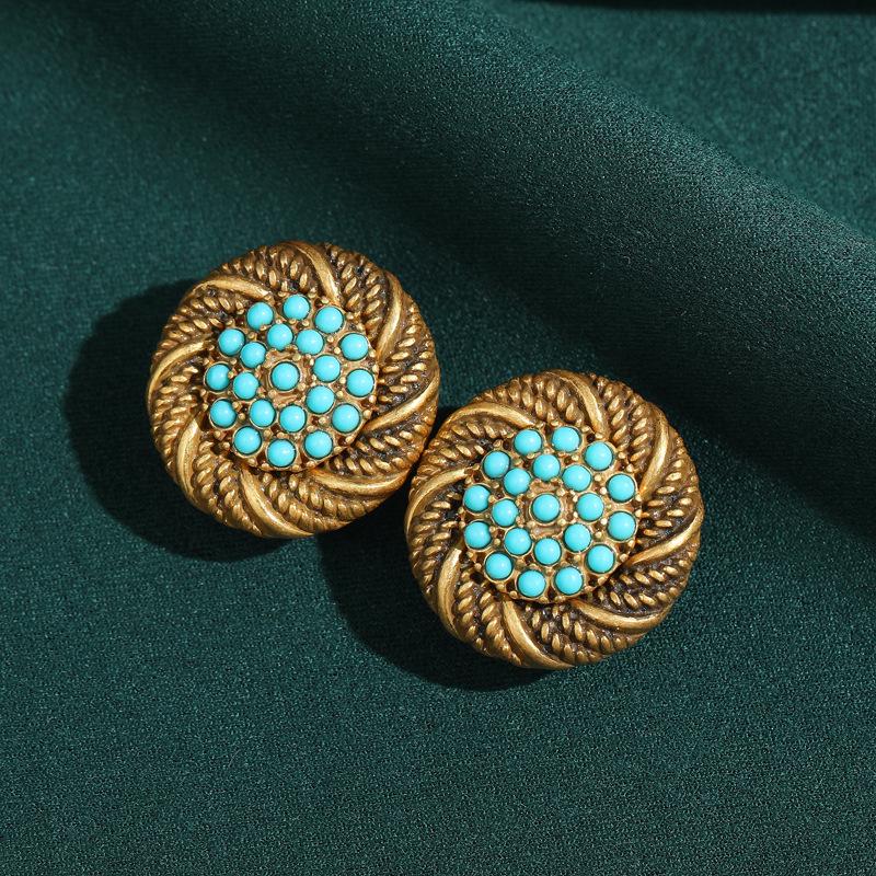 Yong Nuo Vintage Retro Jewelry: High-End, Colorfast Antique Earrings