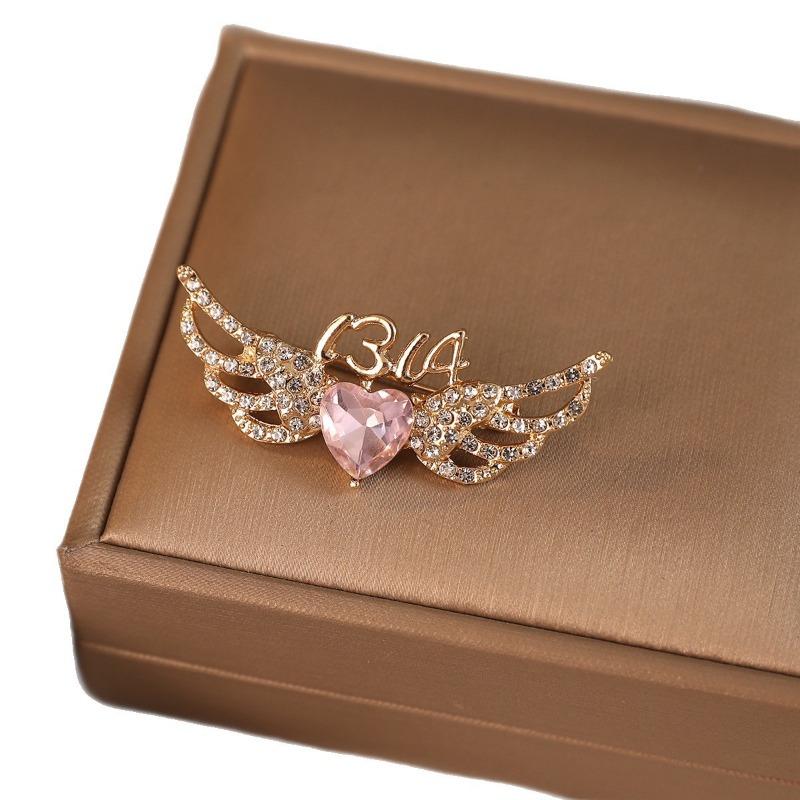 Love Angel Wings Anti-glare Brooch High-end and Light Luxury Design Niche Brooch for Women's Shirts