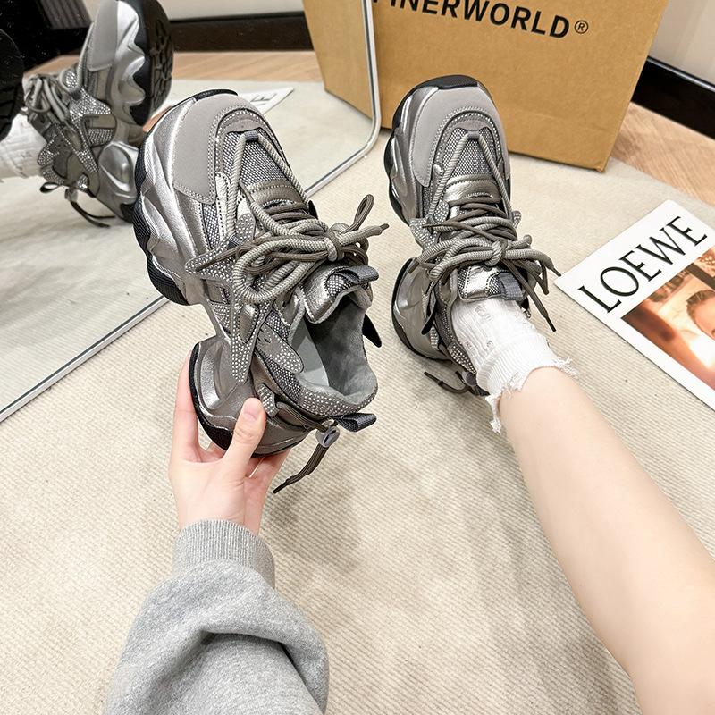 

European station platform dad shoes women s 2025 autumn and winter new color matching muffin shoes rhinestone heightening sports and leisure shoes 40