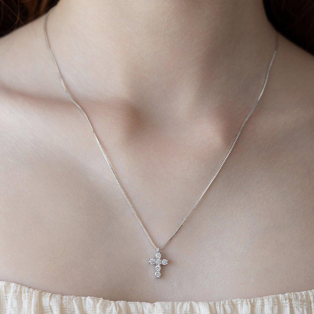 (92.5 Silver) Delicate Cross Pendant Necklace Nz2490