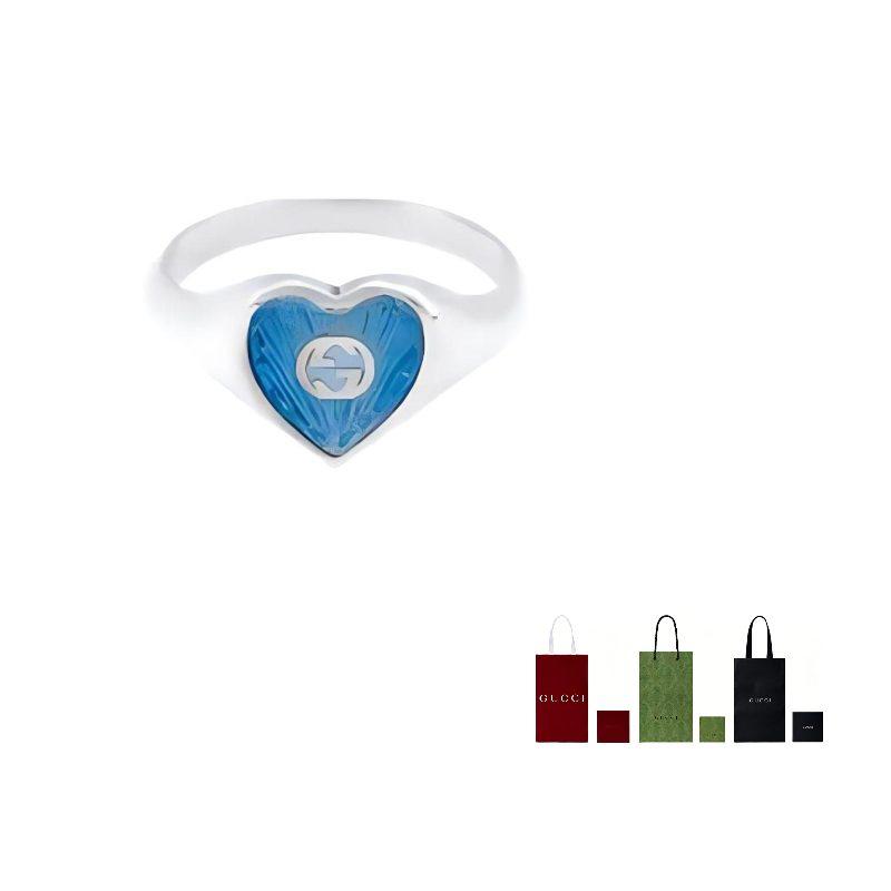 Gucci Anello con Cuore Smaltato G Intrecciate 645544-J8410-8183