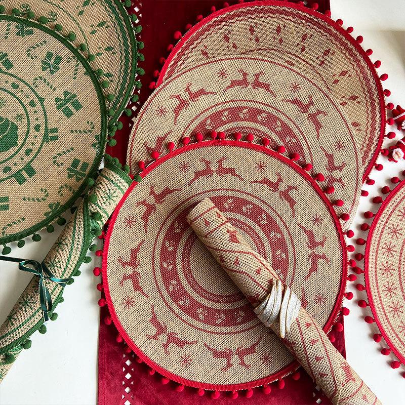Christmas Retro Jute Placemat Round Printed Woven Dining Table Mat with Wool Ball Heat-Resistant Home Decorative Coffee Cup Mats