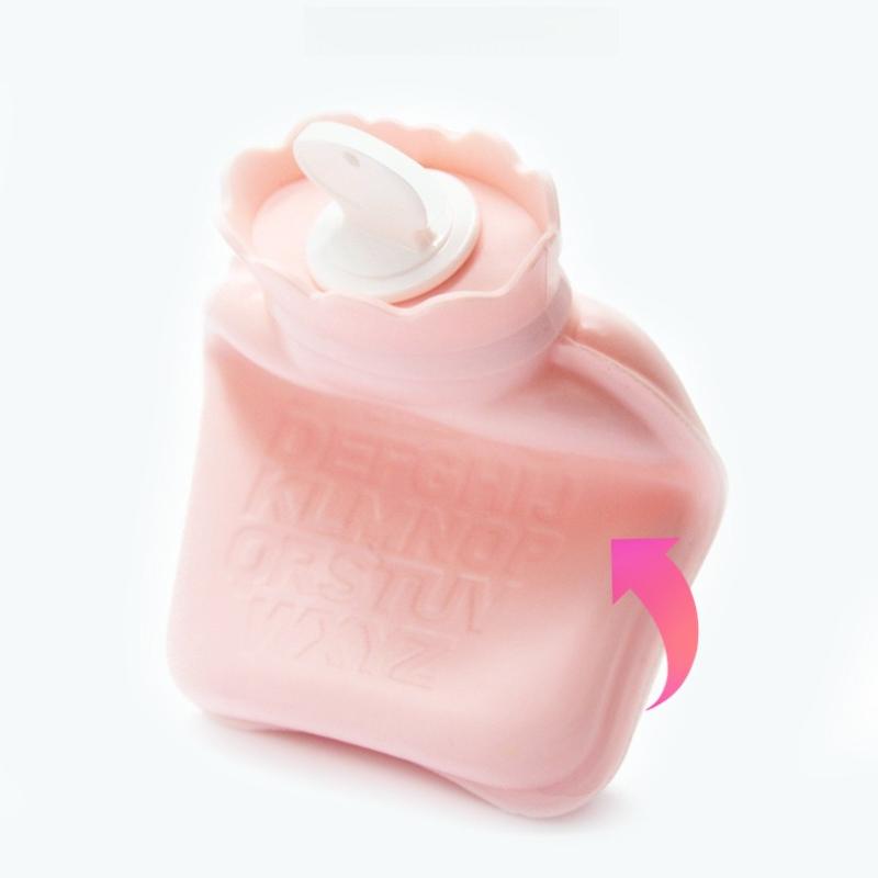 Thick Explosion-proof PVC Hot Water Bag Cartoon Mini Warm Water Bags Rubber Hand Warmer Can Be Used for Feet Hands Shoulders Neck and The Whole Body
