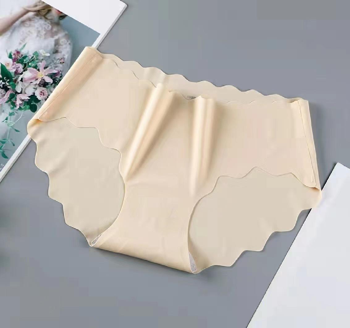 

Женское нижнее белье Ice Silk бесшовное со средней посадкой - удобные трусы из чистого хлопка, доступны большие размеры XL (55-65 kg) бежевый