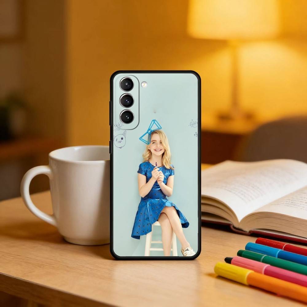 Beauty M-Mckenna G-Grace Phone Case For Samsung S25,24,23,22,30,21,10,9,Ultra,Plus,Lite,FE,4,5 G Soft Black Case