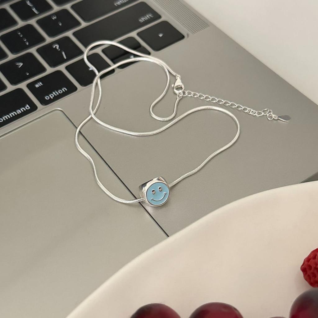 Wind Smile Colorful Dripping Trapezoidal Smiley Face Pendant Necklace Female Sweet Versatile Collarbone Chain