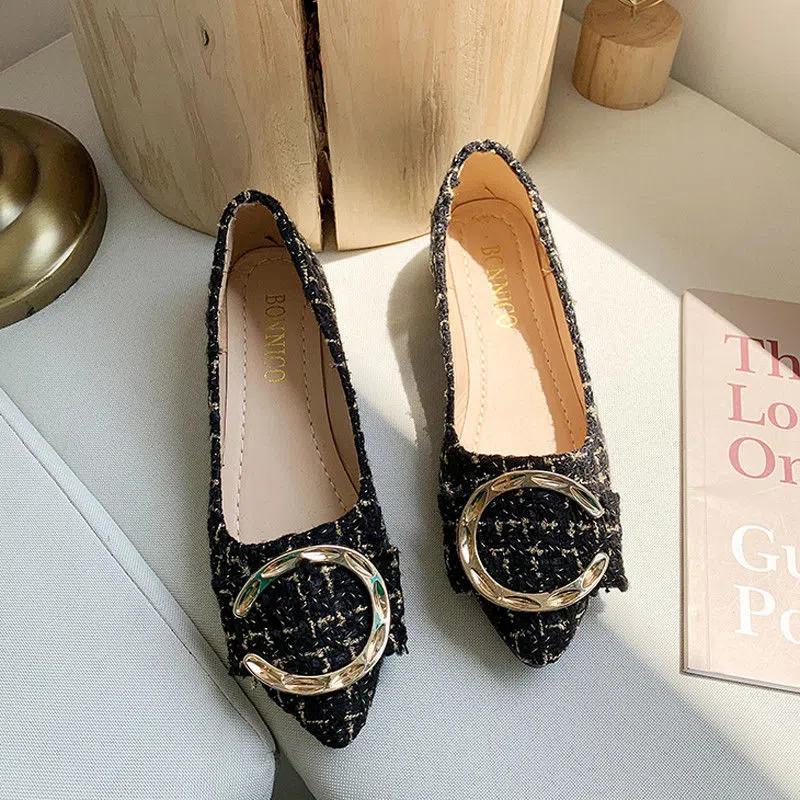 

Fashion 2025 Hot Sale Ladies Shoes Slip on Women s High Heels Fashion Metal Decoration Office and Career New Plus Size Shoes for Women 35 чёрный