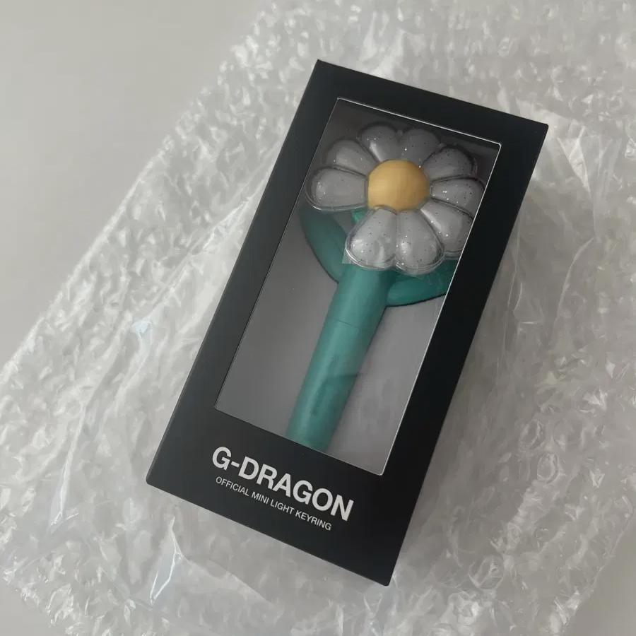 

G-dragon Брелок с ромашкой и мятой