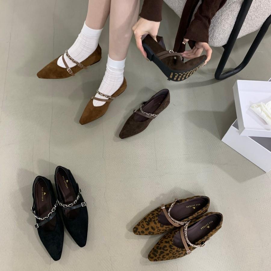 2025 autumn new pointed chain texture inner height increase single shoes women's evening breeze bow Mary Jane shoes