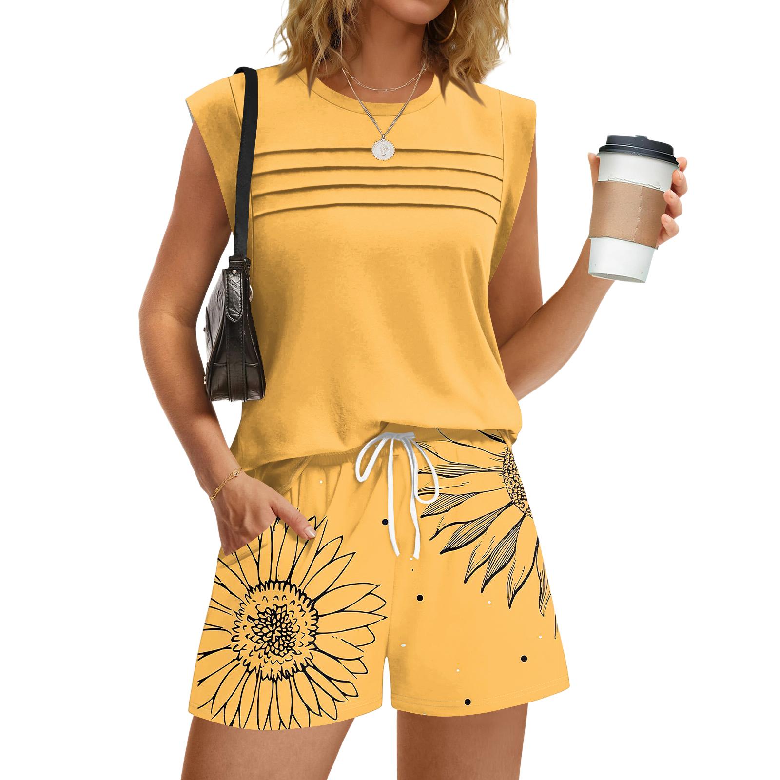 

Women Sleeveless Crew Neck Top and Drawstring Waist Shorts Set with Geometric Print Relaxed Fit Lightweight Material XL жовтий