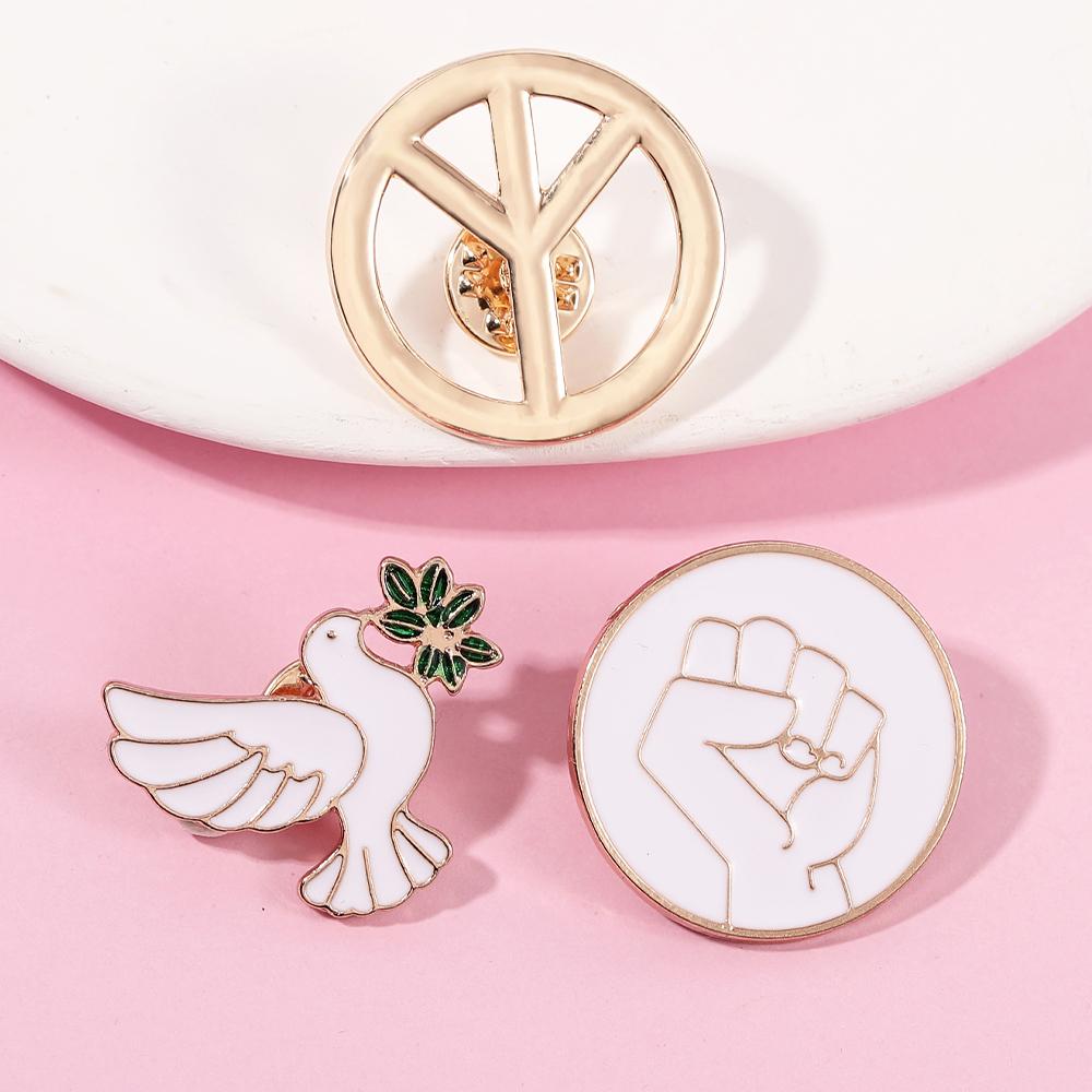 New World Peace Theme Enamel Brooches Dove Olive Branch Symbol of Peace Design Pins Bulk