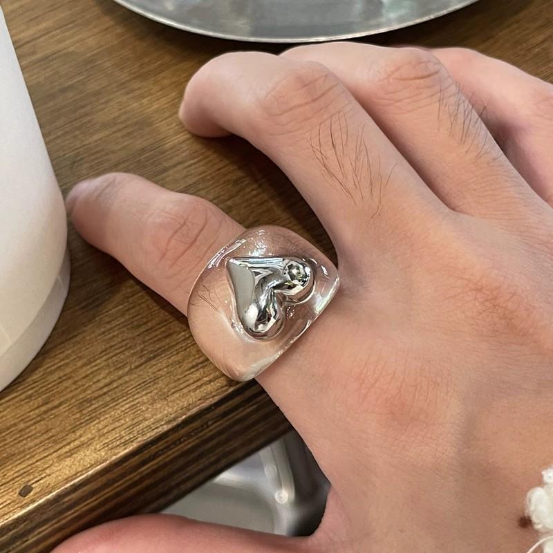 

Ins Style Clear Resin Ring Silver Crushed Heart Decor Minimalist Adjustable Ring For Women Fashion Jewelry