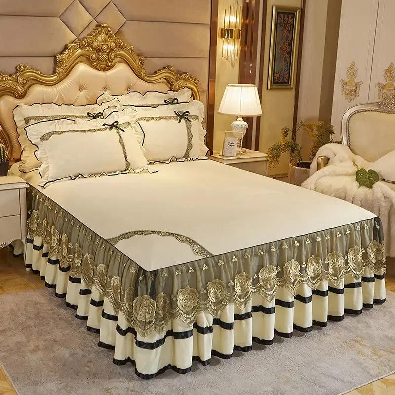 1PC Crystal Velvet Bedspread Plush Lace Bed Skirts Thin Comforter Embroidered Bedding with Pillowcases for Queen King Size