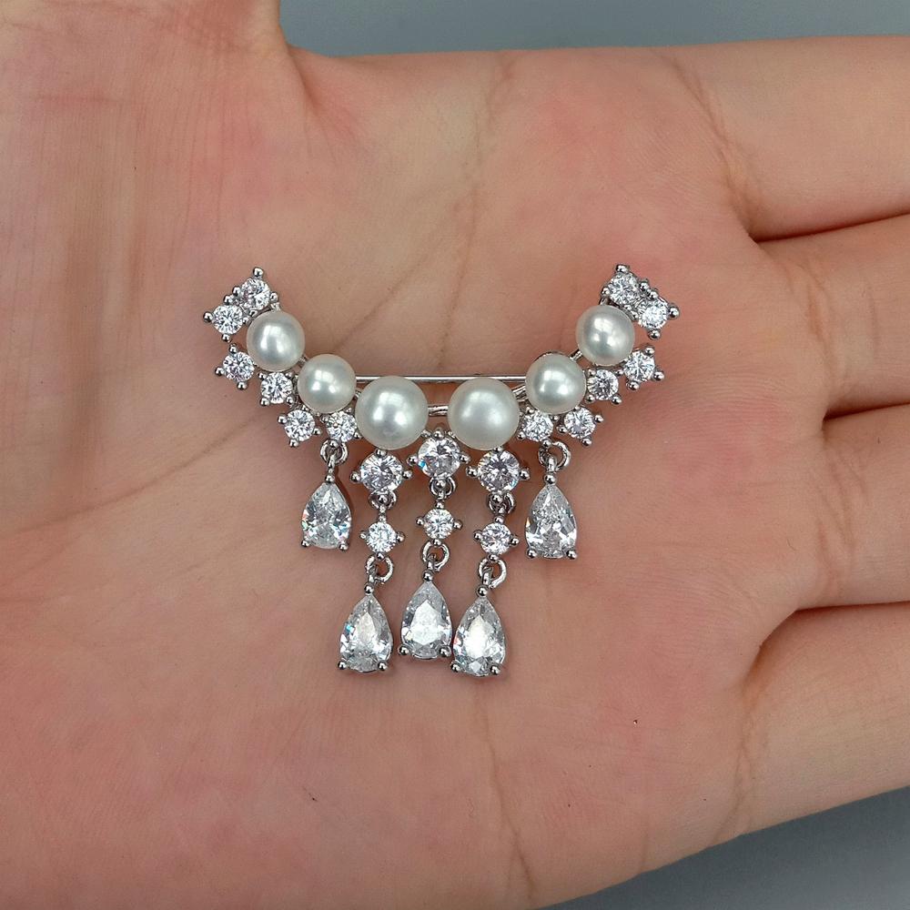 Natural Freshwater Cultured White Pearl Cubic Zirconia Pave Silver Plated Brooch