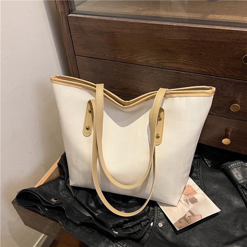 Chic Oversized Color Block Handheld Tote Bag For Women Perfect For Everyday Use