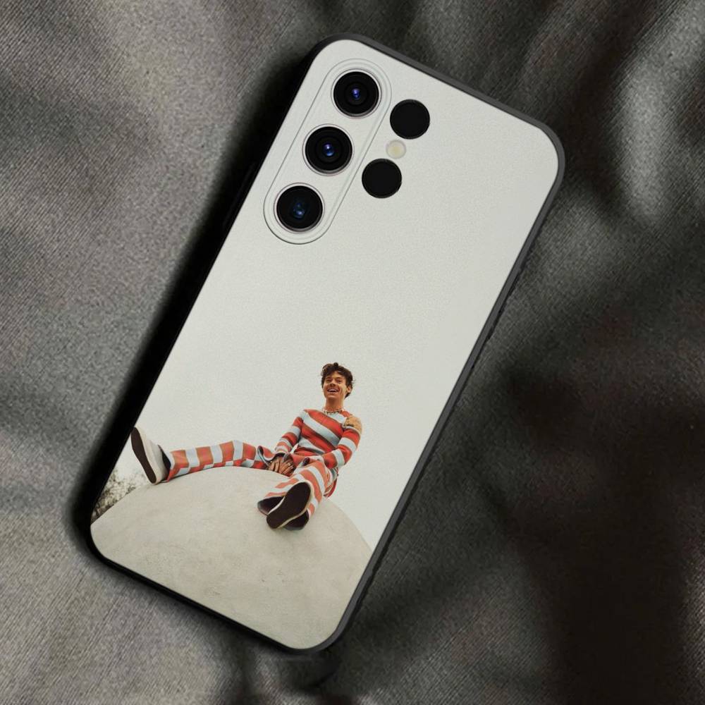H-Harry Singer S-Styles Phone Case For Samsung S25,S24,Ultra,S20,S30,Plus,S22,S23,Ultra,Plus,5G Soft Black
