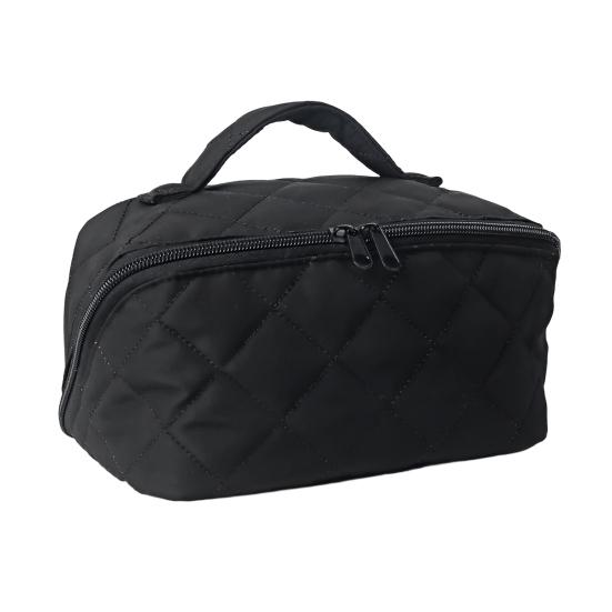 Quilted Floral Makeup Bag 180-Degree Flat Open Travel Cosmetic Organizer Women Large Capacity Toiletry Bag for Vacation Daily Vanity Table Use