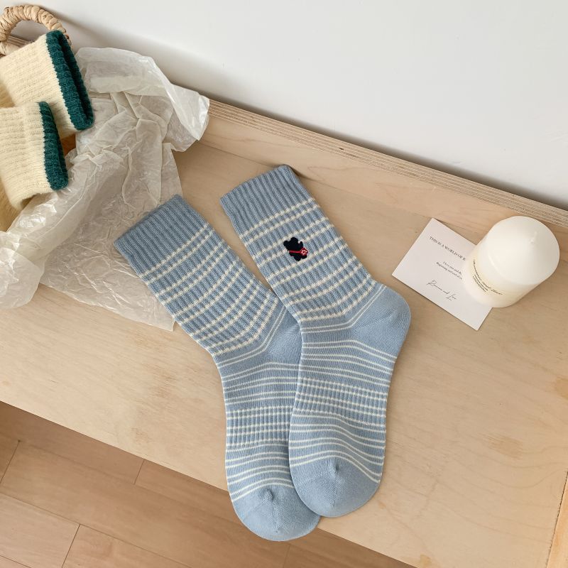 Fall Vintage Children s Striped Embroidered Mid-calf Cotton Socks in Color-painted Style Women s Long Socks 1 pair светло-синий