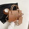 2025 summer trend new women's bags fashionable foreign style shoulder messenger high value versatile commuter handbag bag