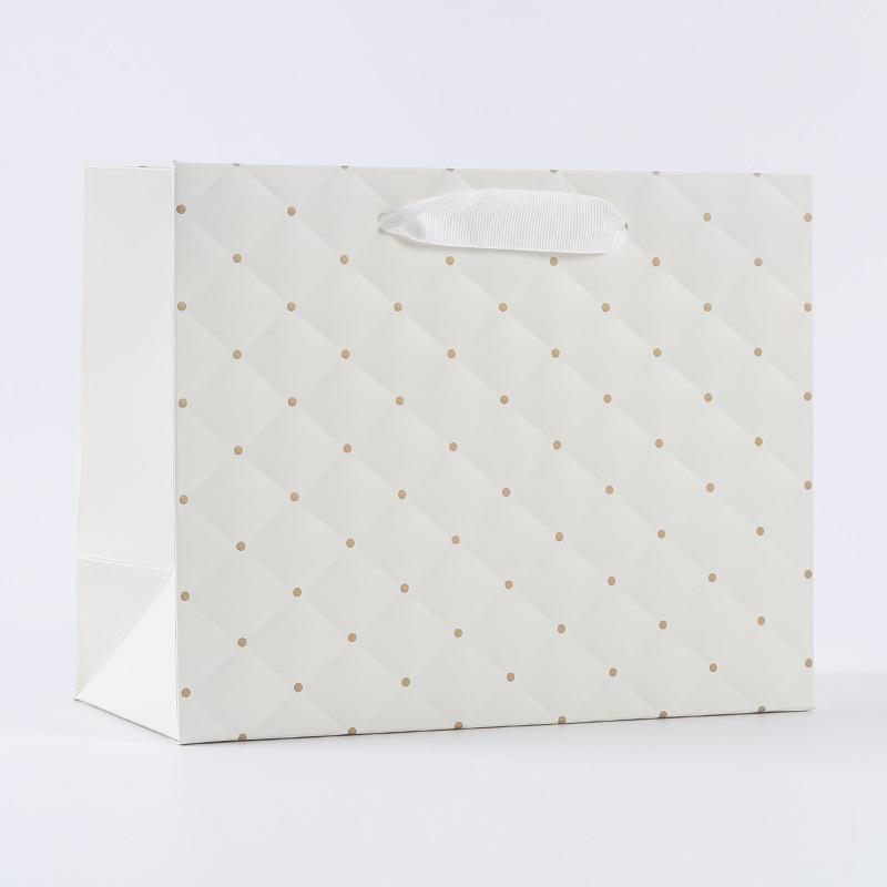 12 Stück Geschenktüten mit Henkeln Mittelgroße Tragetaschen Papier Wellenpunkt Leckerlitüten Partygeschenktüten Souvenirs Geschenktüten Handtaschen für Brautparty Hochzeit