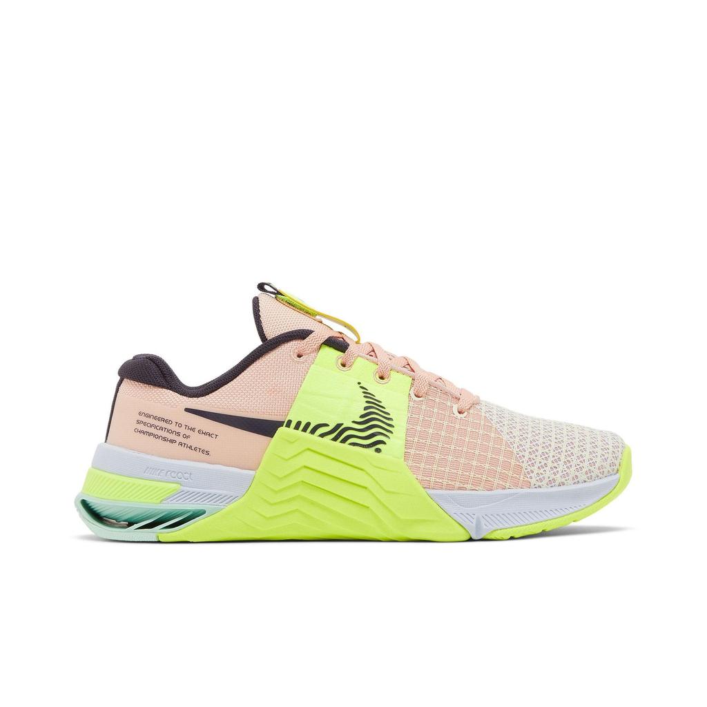 Nike Womens Metcon 8 'Arctic Orange Volt' (women's sizes) Arctic Orange / Volt / Football Grey / Cave Purple Training Shoes DO9327 800