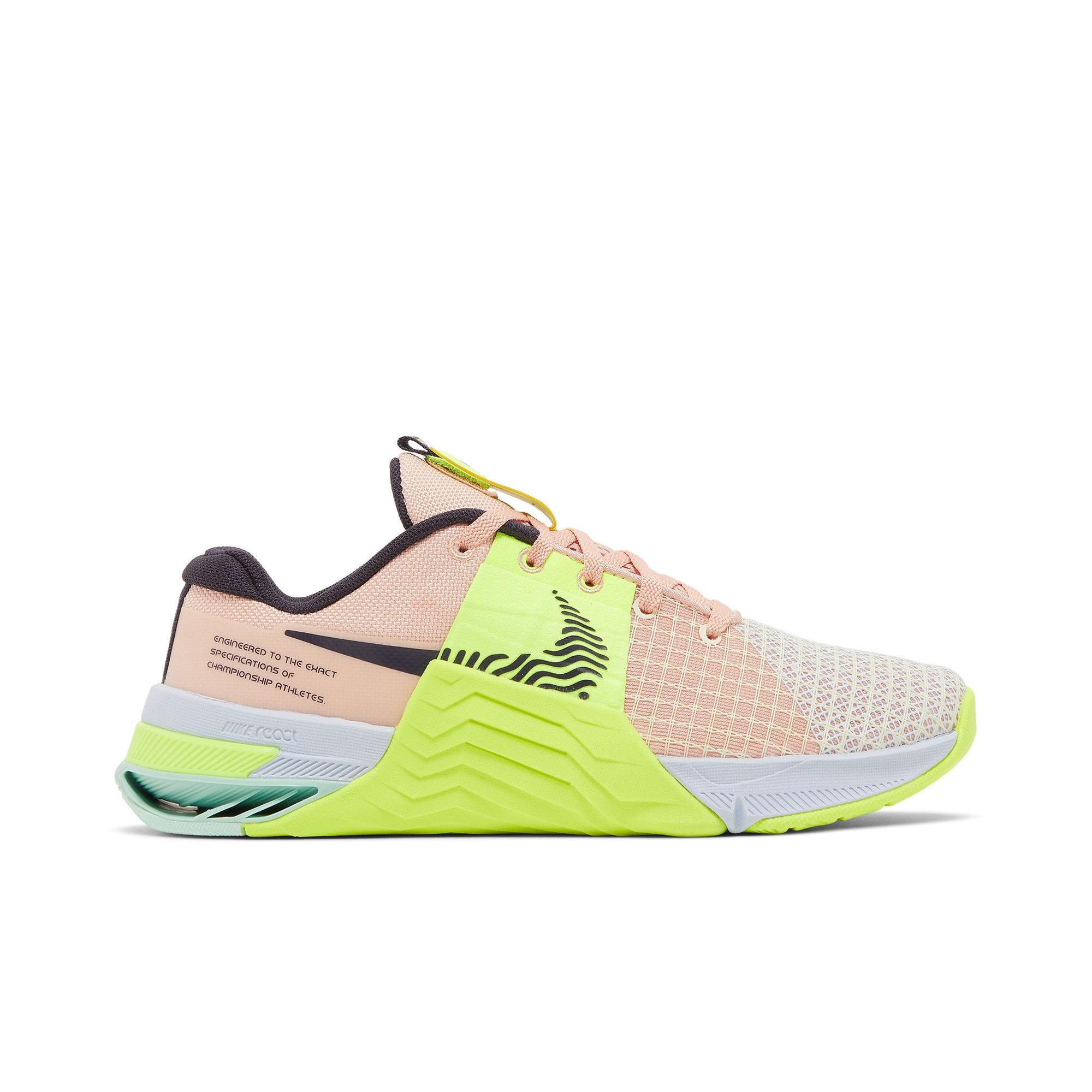 Nike Womens Metcon 8 `Arctic Orange
