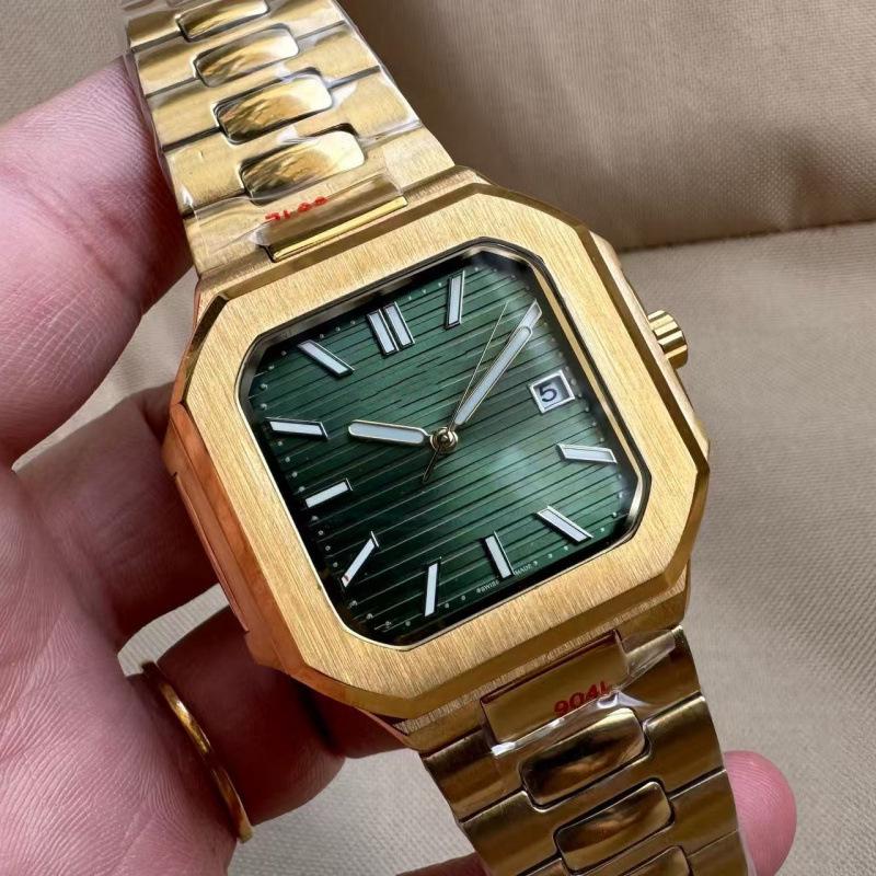 Patek Philippe Nautilus 5821 Men's Gold Automatic Mechanical Watch with Large Dial and Calendar.