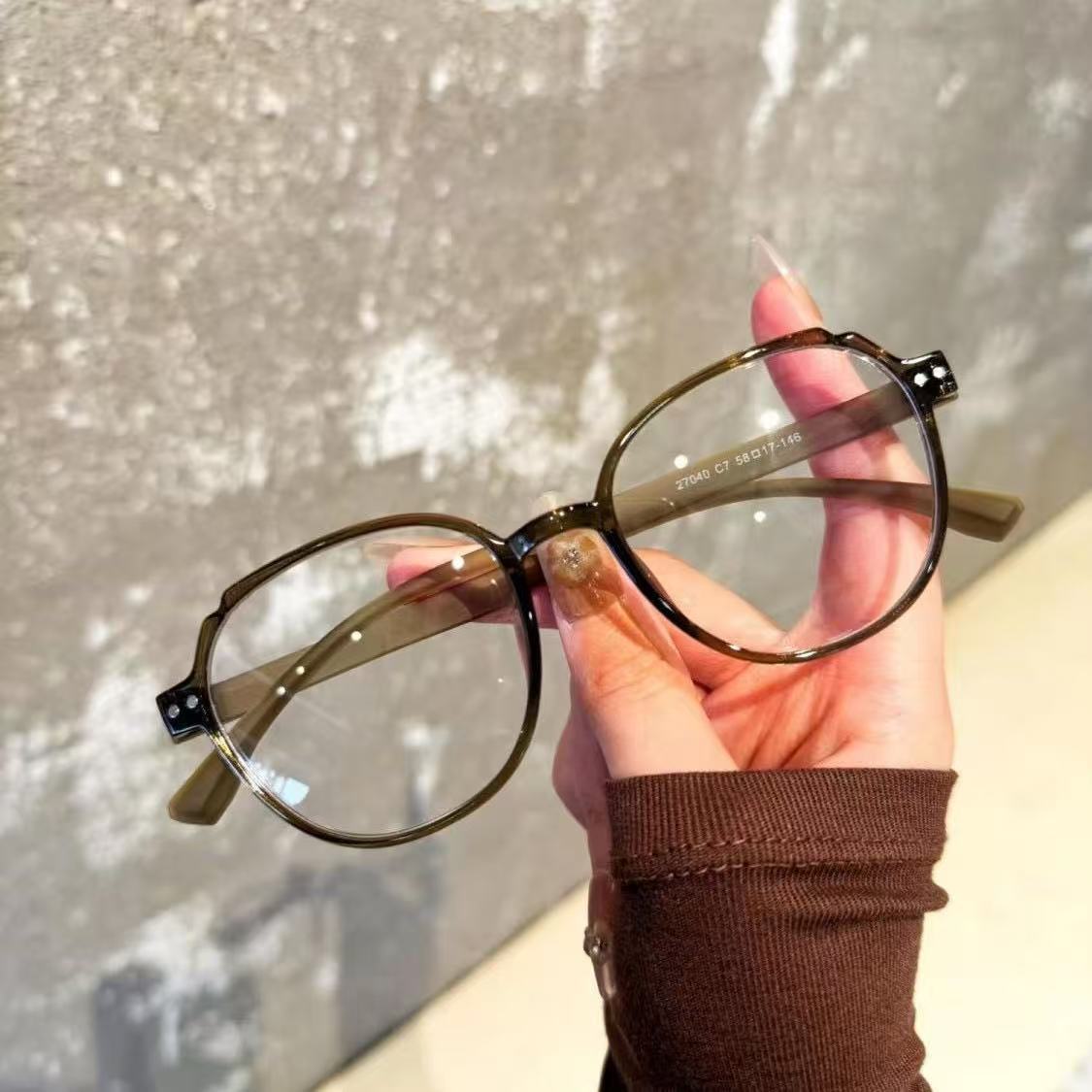 

New Men Women Reading Glasses Presbyopia Eyeglasses Antifatigue Computer Eyewear with +1.5 +2.0 +2.5 +3.0 +3.5 for Male Female +400