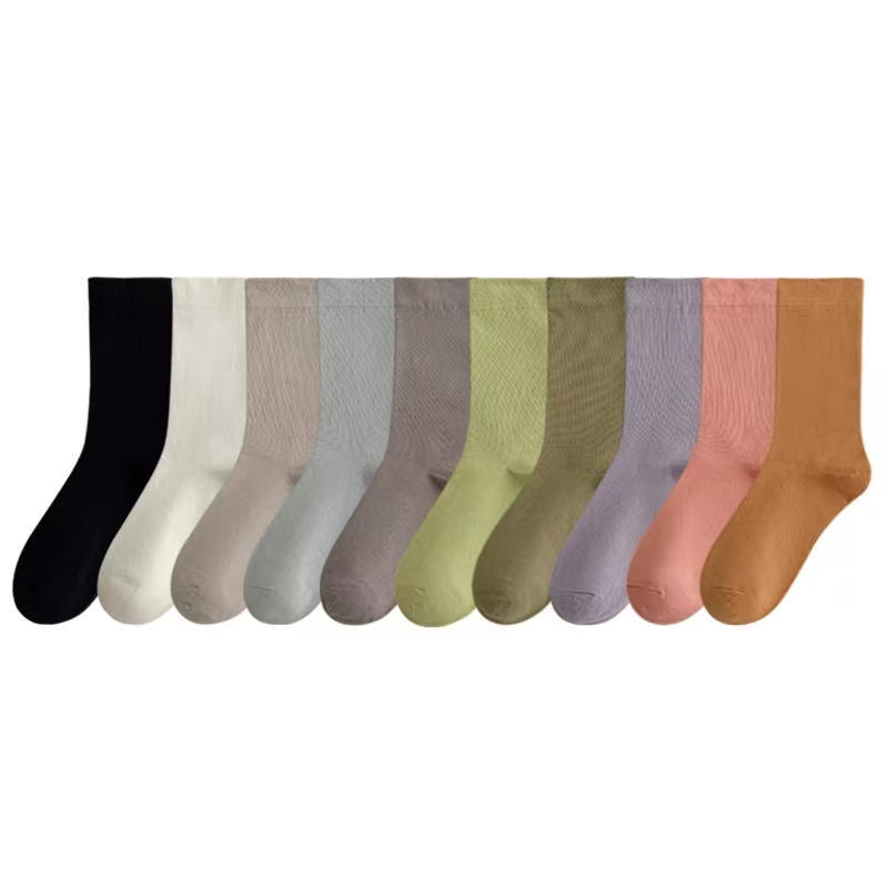 Black And White Socks Women, Four-Season Medium Tube Socks Trendy Solid Color Cotton Socks Stacking Socks Fashionable Versatile Stockings