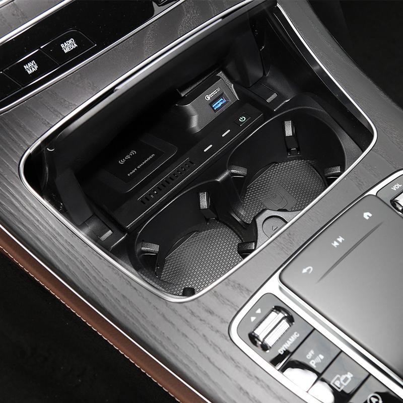 15W Car Wireless Charging Phone Charger for Mercedes Benz W205 AMG C43 C63 AMG GLC 43 C63 X253 C Class Accessories