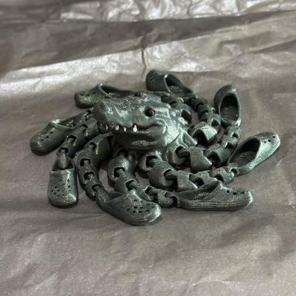 3D Printed Articulated Octopus Crocodile Monster Ornament - Creative Stress Relief Toy