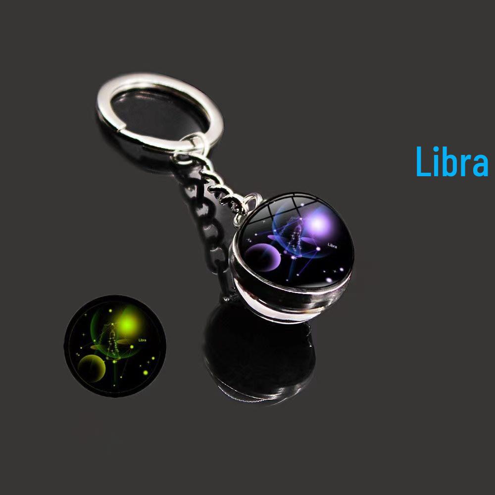 Luminous Zodiac Keychain: Dvanáct souhvězdí s přívěsky ve znamení Býka a Vodnáře