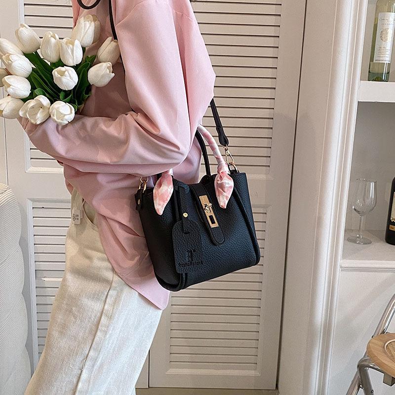 

Сумка Женская Новая Сумка Через Плечо Большой Вместимости Ручная Сумка-Тоут чёрный