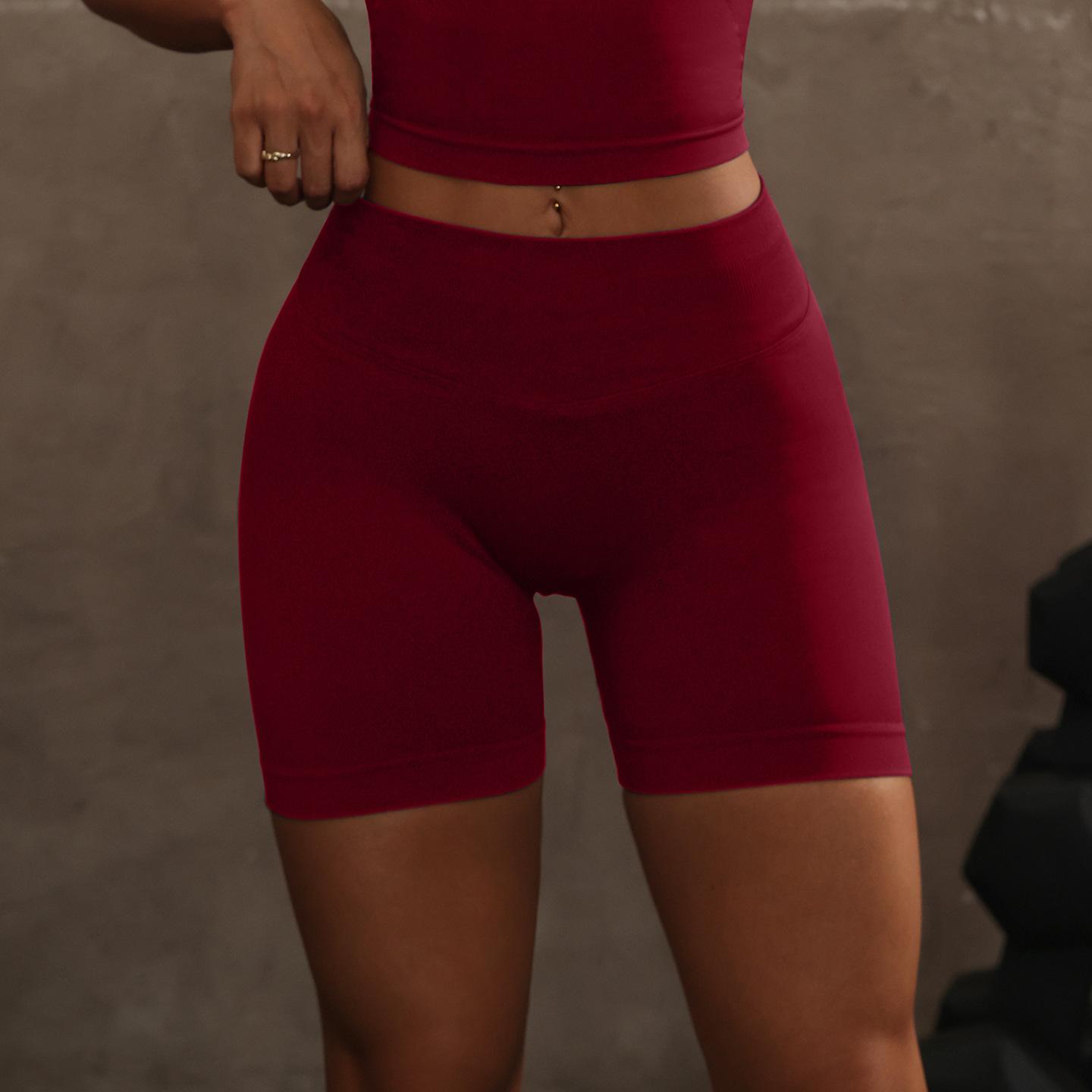 

Sports shorts European and American yoga fitness neck halter suspender peach hip shorts tight sports shorts S