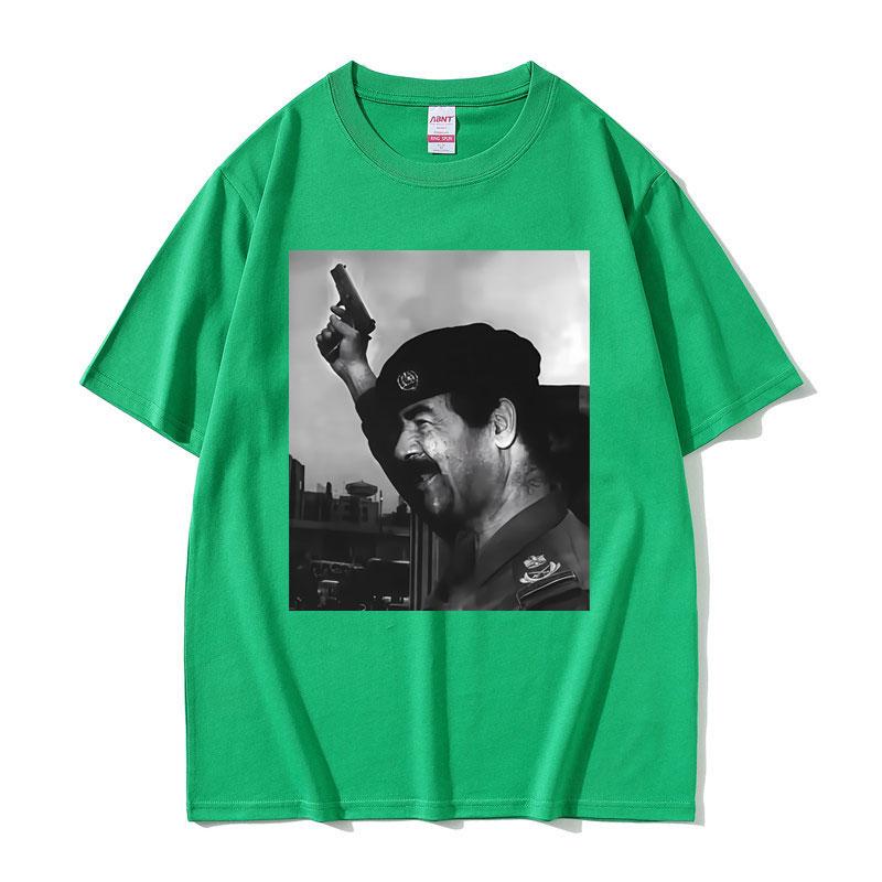 Saddam Hussein mit Waffe Lustige Meme T-Shirts Unisex Neue Mode Übergroß Streetwear Unisex Lässig Baumwolle Kurzarm T-Shirts