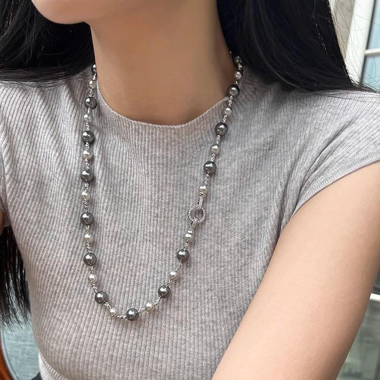Naszyjnik z wysokiej jakości pereł tahitańskich dla kobiet Ins Light Luxury Niche Design Sweter z długim łańcuszkiem